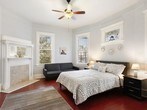 Primary Photo - 128 E Waldburg St