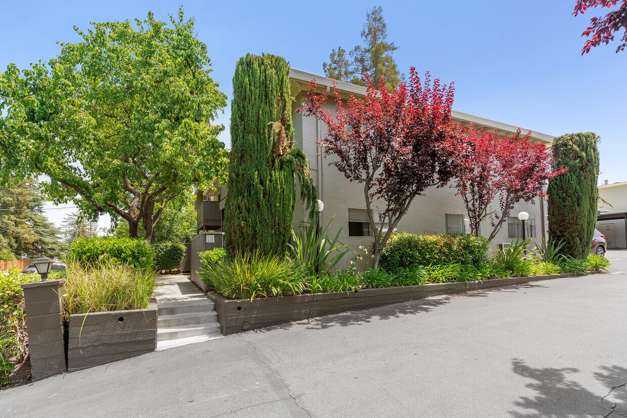 Walnut Creek Apartments 1595 Sunnyvale Ave Walnut Creek, CA