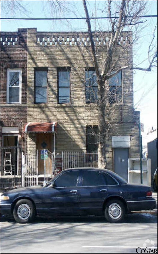 Primary Photo - 1393 Bronx River Ave