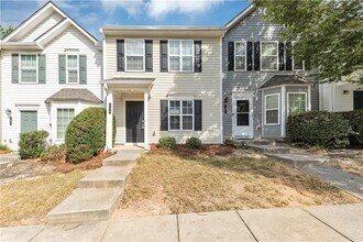 Building Photo - 735 Crestwell Cir