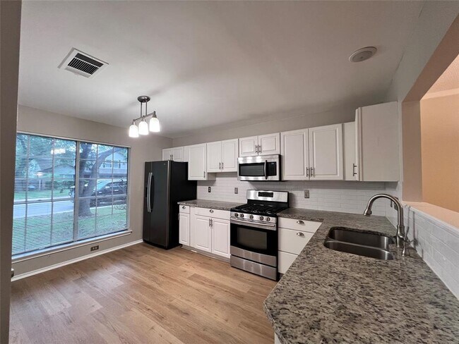 Foto del edificio - 1518 White Oak Loop