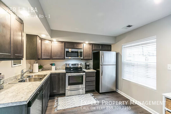 Foto del edificio - 417 Darby Creek Rd