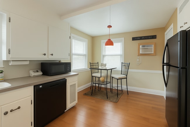 Foto del edificio - 3549 Bainbridge Rd