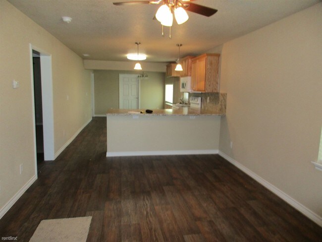 Building Photo - 1206 Nix Rd