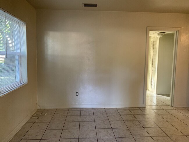 Building Photo - 1606 Rankin Ave