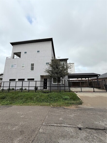 Foto del edificio - 202 N York St