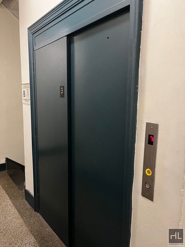 Foto del edificio - WEST 72 STREET