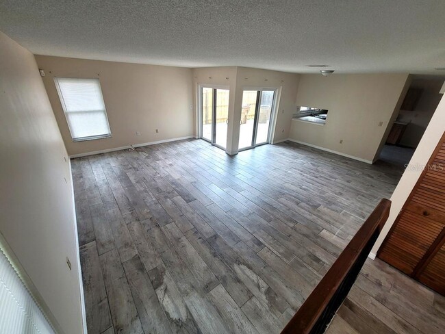 Building Photo - 456 Hunter Cir