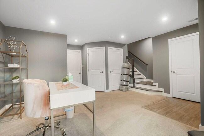 Foto del edificio - 1020 N Durham St