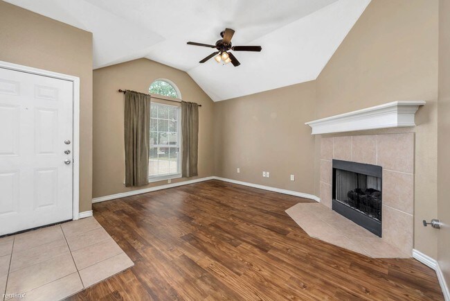 Building Photo - 4 br, 2 bath House - 815 Pasler St 815 Pasler