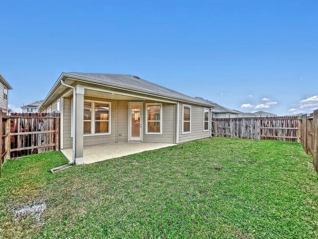 Building Photo - 20823 Westgreen Plns Dr