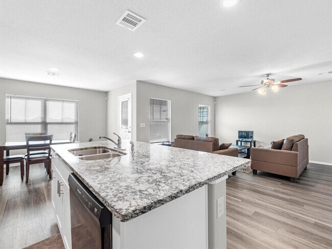 Foto del edificio - 10510 Red Orchid Dr