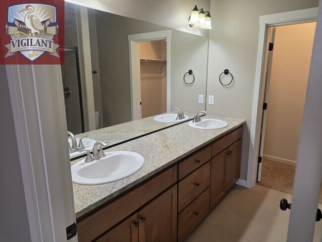 Foto del edificio - 2605 NE 130th Ct