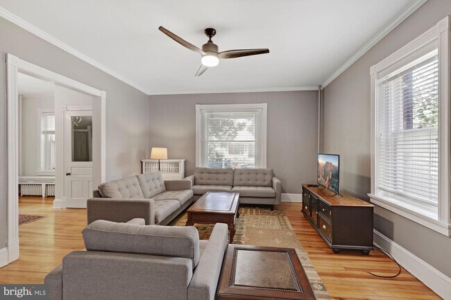 Building Photo - 206 Rockwell Terrace