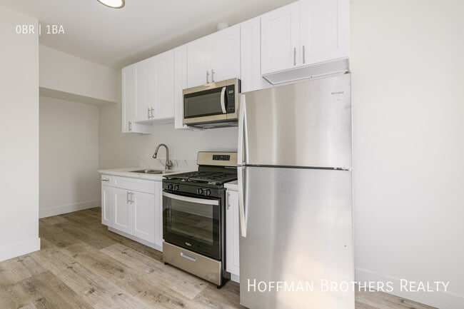 Building Photo - 1623 Mariposa Ave