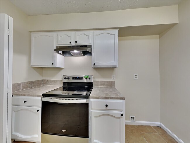 Foto del edificio - 14114 Fleur De Lis Blvd