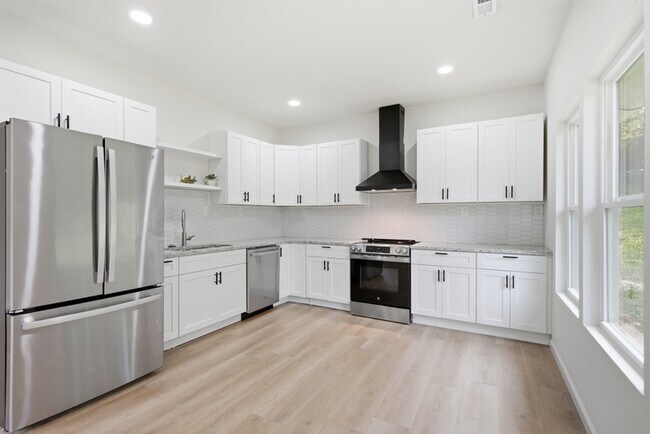 Foto del edificio - 814 Biddle St