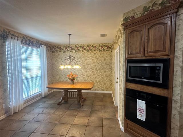 Foto del edificio - 715 Wheaton Ct