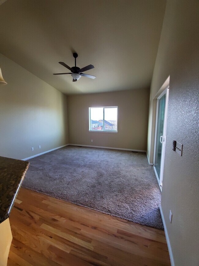 Foto del edificio - 3 BEDROOM, 2 BATHROOM, SINGLE FAMILY HOME ...