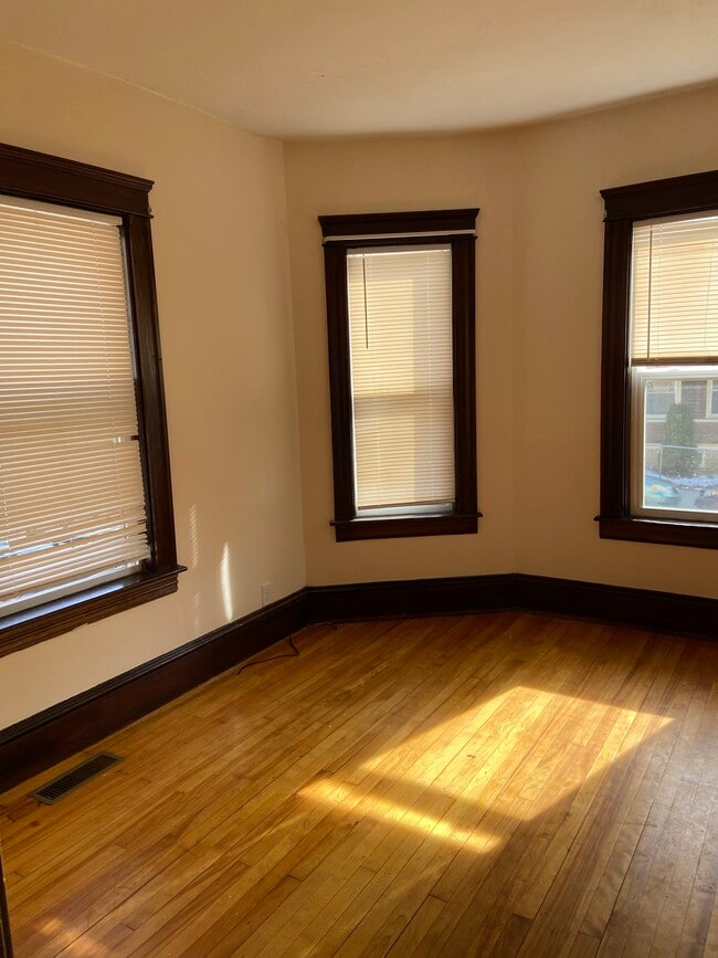 8 Euclid Ave Unit 1, Worcester, MA 01610 Apartments in Worcester, MA