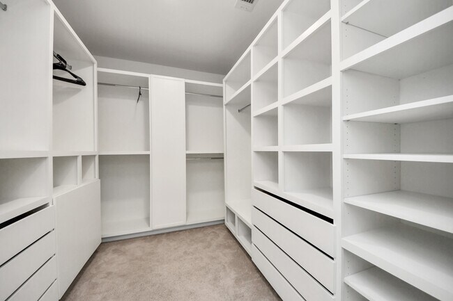 Foto del edificio - 26128 Brahman Dr