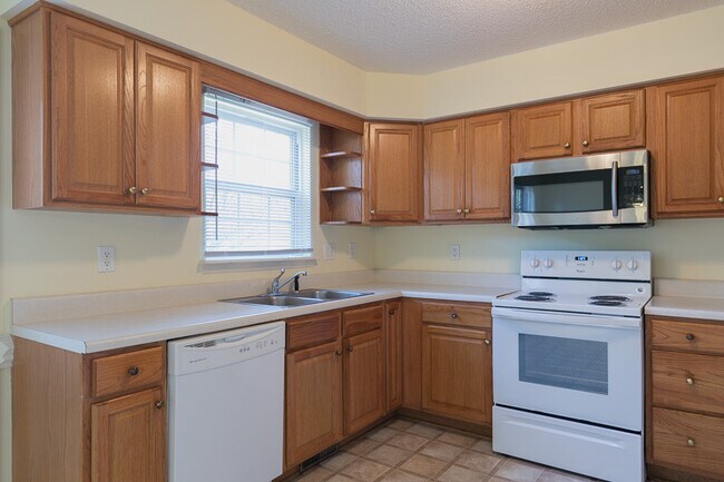 Building Photo - Corner Lot 3 Bedroom Single-Family Rental with Large Deck