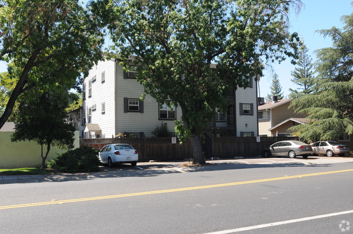 Primary Photo - 3405-3423 Pacific Ave