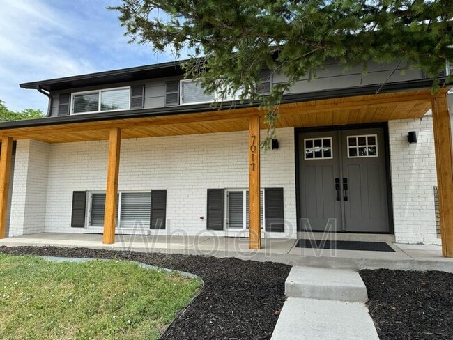 Building Photo - 7017 W 62nd Pl