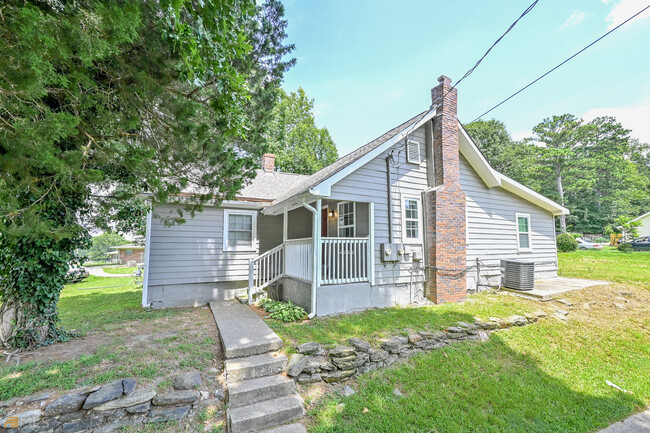 Building Photo - 8212 Malone St