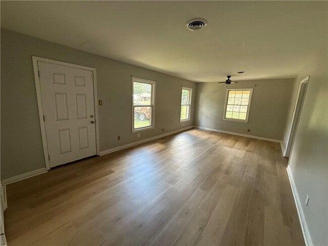 Building Photo - 508 Castile Dr