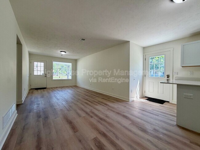 Foto del edificio - 313 Orchard Ave