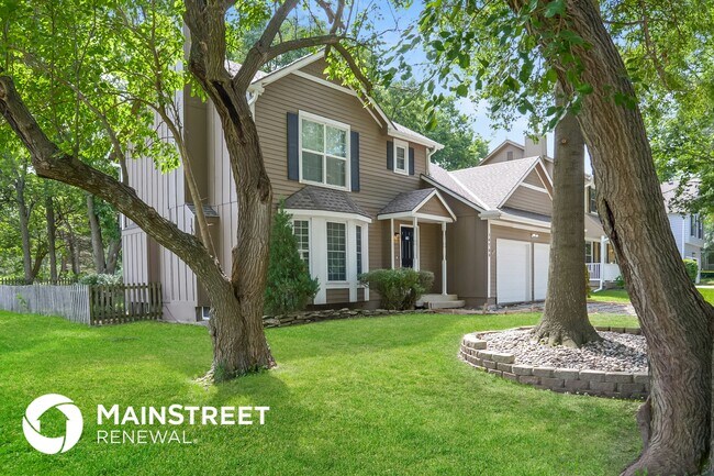 Building Photo - 14705 S Alden St