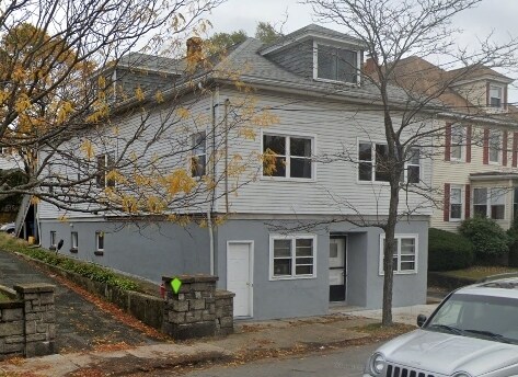 Foto principal - 327 Jefferson Ave