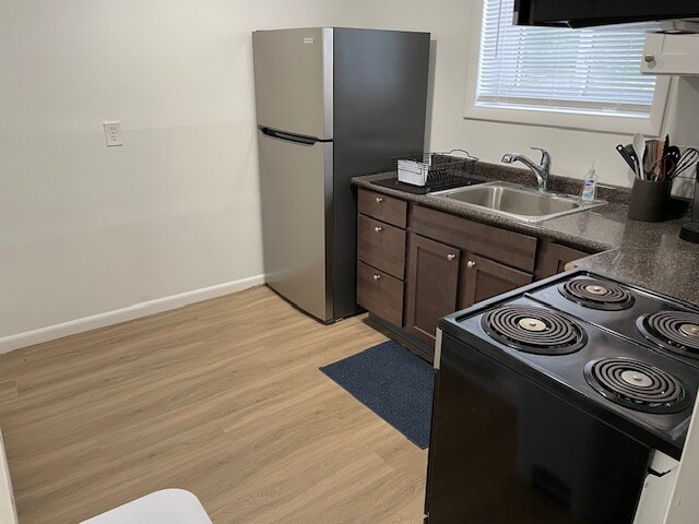 Building Photo - 330 Draper Ave