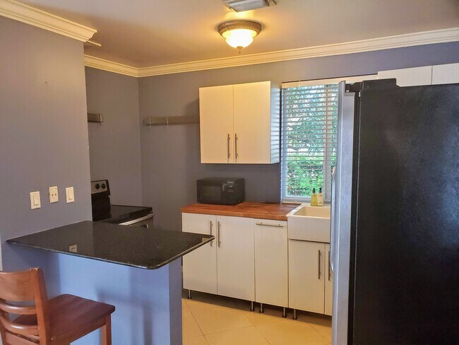 Foto del edificio - 5620 SW 5th Terrace