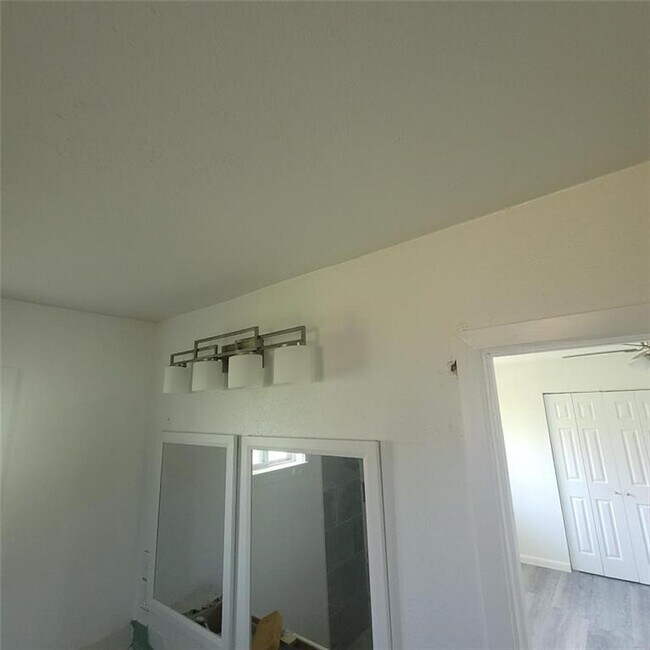 Foto del edificio - 5302 Northdale Dr