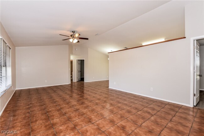 Foto del edificio - 714 SW 10th Terrace