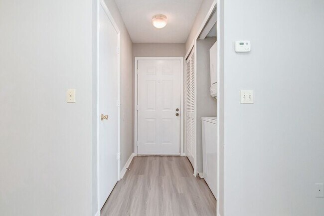 Foto del edificio - 6004 Westgate Drive