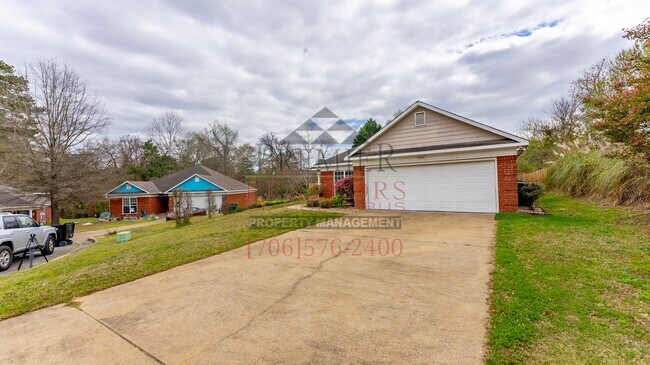 Foto del edificio - 5506 River Rock Ct