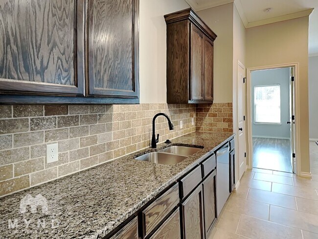 Foto del edificio - 3204 Valley Hollow