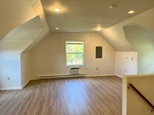 Foto del edificio - 3646 NY-145