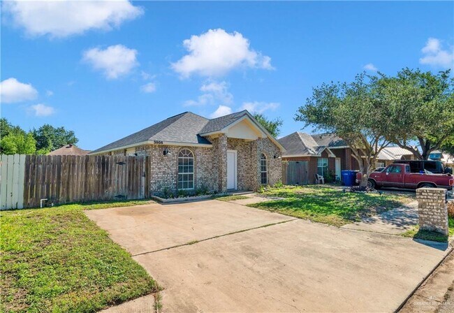 Building Photo - 3808 Toucan Ave
