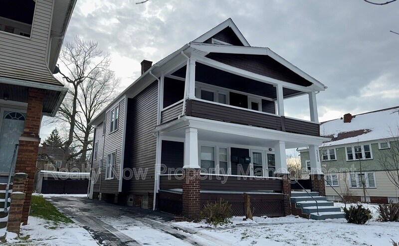 Primary Photo - 3338 Desota Ave