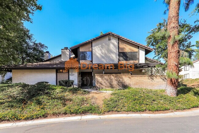 Foto del edificio - 5431 Vía Alberca