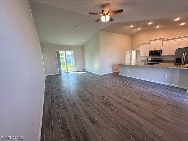 Foto del edificio - 2633 NW 4th Ave