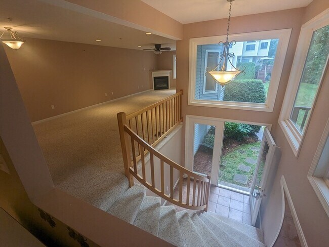 Building Photo - 3102 Maple Brook Rd