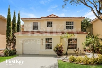 Building Photo - 10837 NW 46th Dr