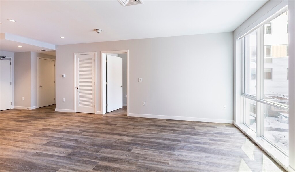 Foto principal - 50 Rogers St