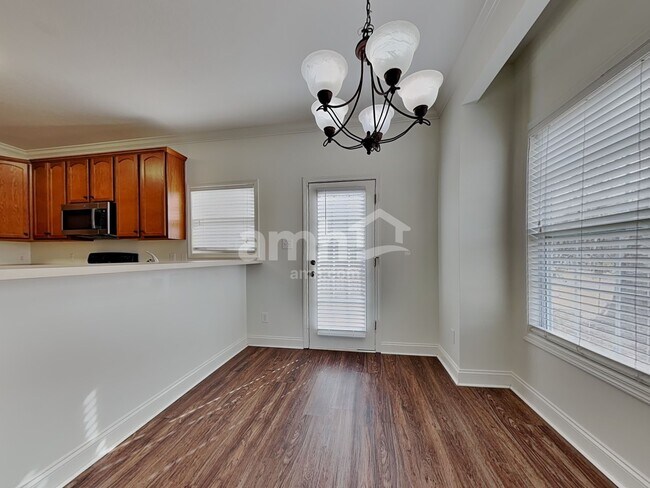 Foto del edificio - 1902 Fairdale Way