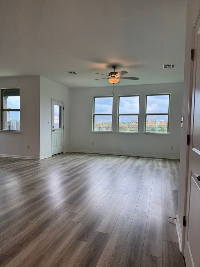 Building Photo - 4 BR/2.5BA | Newly Renovated Single Family Home | 1-Car Covered Parking | Gated backyard
